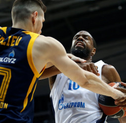El Zenit se impone en el derbi ruso ante el Khimki (70-91)