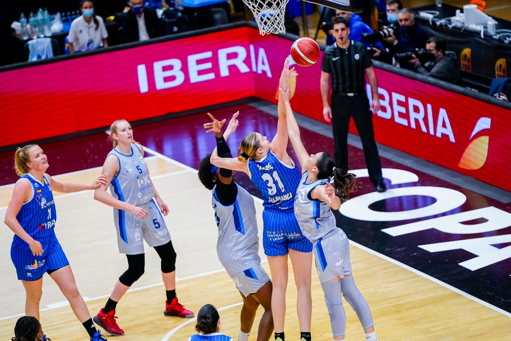 Perfumerías Avenida, a semifinales con sufrimiento ante un gran IDK Euskotren (60-56)