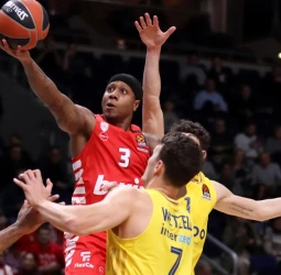 Olympiacos domina al ALBA en Berlín, 60-93