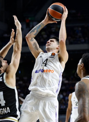 El Madrid pierde contra la Virtus de Bolonia (92-95)