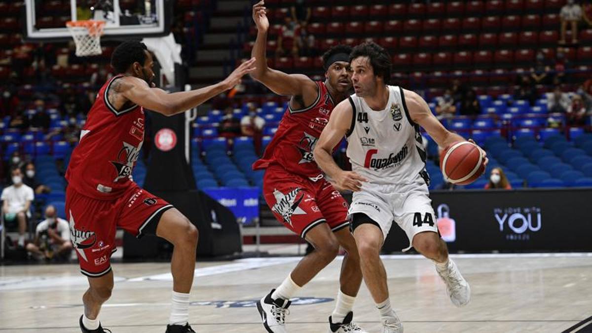 Teodosic marca las diferencias en el primer partido de la final italiana