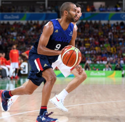 Tony Parker se retira de la selección francesa