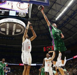Unicaja visita a un San Pablo Burgos enrachado