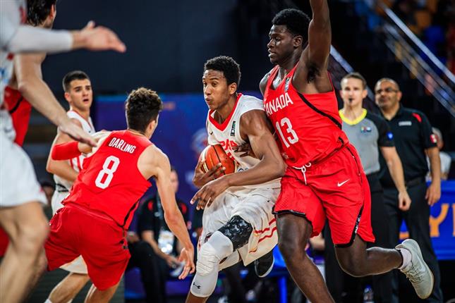 España suma y sigue ante la exigente Canadá (78-73)