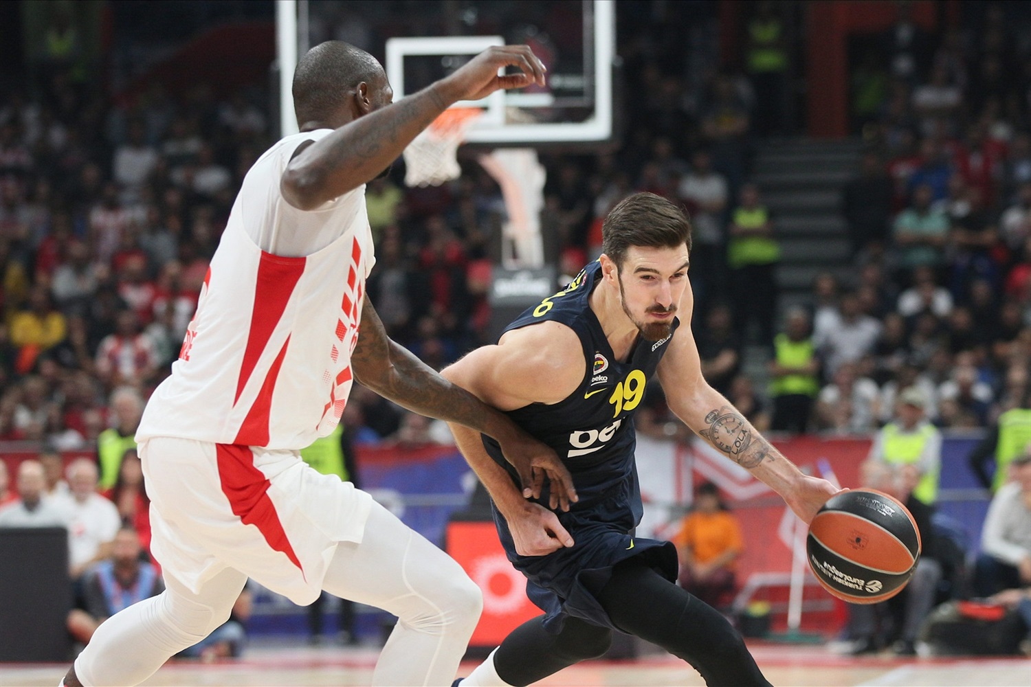 Fenerbahce, la primera víctima del Stark Arena (68-56)