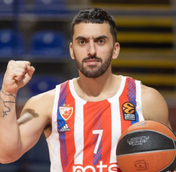 El Panathinaikos va a por todas por Facundo Campazzo