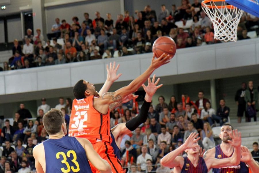 Derrota del Valencia Basket en Nantes ante el FC Barcelona Lassa (63-69)