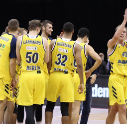 El ALBA Berlín se da un homenaje a costa del Khimki Moscú (100-80)