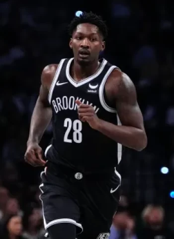 Dorian Finney-Smith, en el punto de mira de los Angeles Lakers