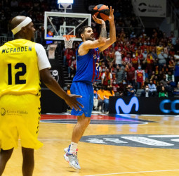 Habrá Clásico para el título de copa del Rey (103-90)