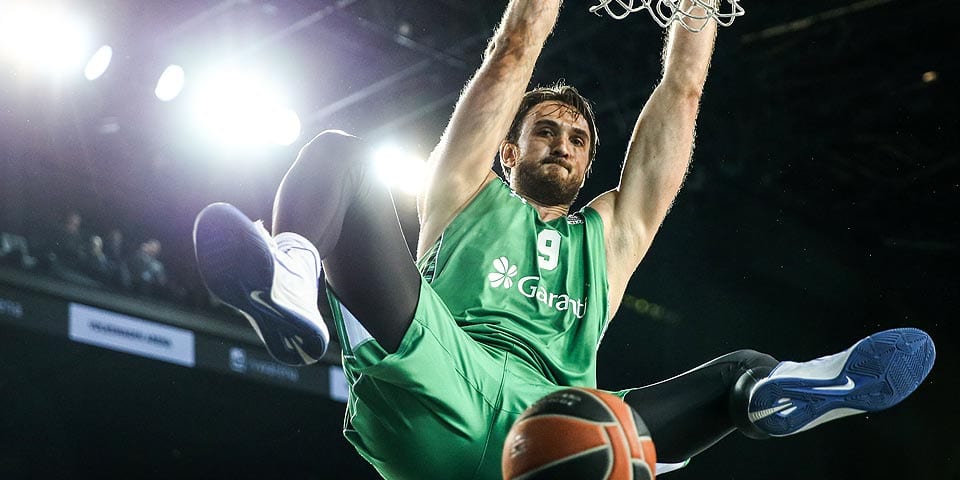 Semih Erden ficha por un tercera división turco