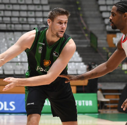 La Penya busca acabar con buenas sensaciones para encarar el playoff