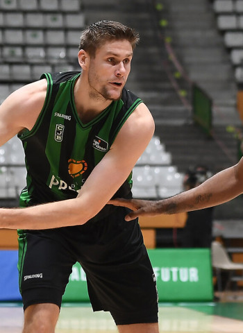 La Penya busca acabar con buenas sensaciones para encarar el playoff