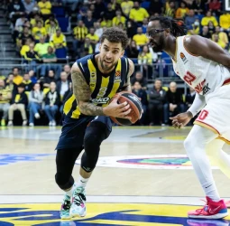 El Fenerbahce solo es capaz de superar al Mónaco en la prórroga, 98-94