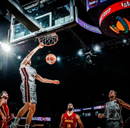 Letonia acribilla a Montenegro (100-68)