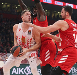 El Monaco anuncia el fichaje de Vladimir Stimac