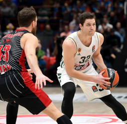 Sykes ya se hace importante en el Armani Milán (96-87)