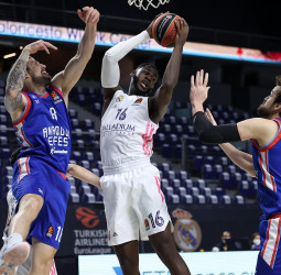 Garuba pone rumbo a los Rockets tras llegar a un acuerdo con el Real Madrid