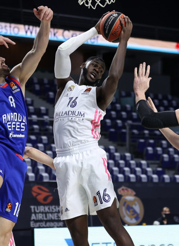 Garuba pone rumbo a los Rockets tras llegar a un acuerdo con el Real Madrid
