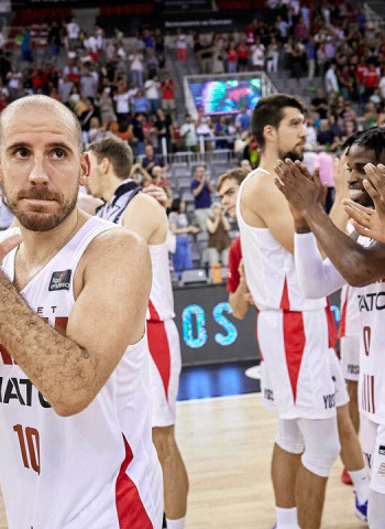 El Bàsquet Girona suma y sigue: ¡Victoria en Granada y 3-0! (92-101)