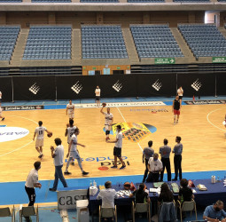 El Monbus Obradoiro arranca la pretemporada con victoria (92-86)
