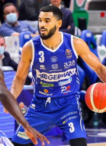 Fenerbahce y Armani Milán pugnan por Naz Mitrou-Long