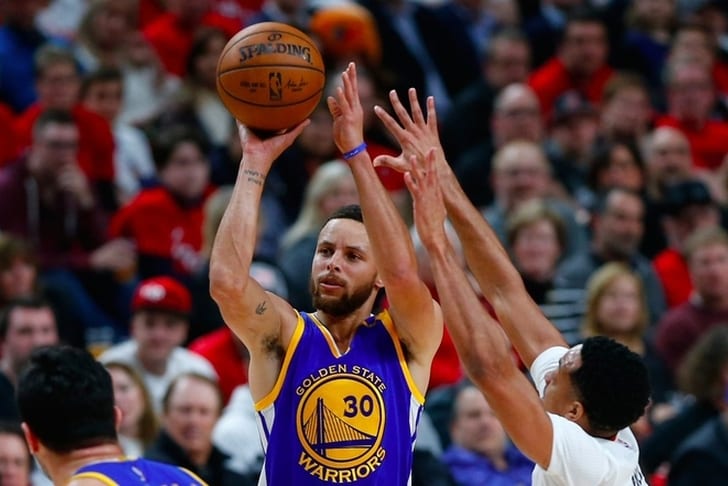 [4-0] Los Warriors completan la barrida sobre los Blazers (128-103)