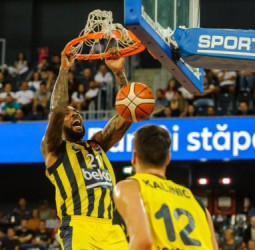 Disfruta de las mejores jugadas de la jornada 10 de la EuroLeague