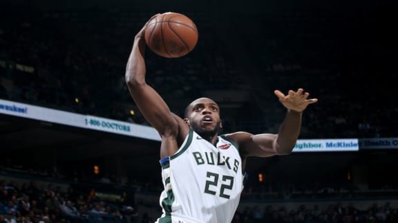 Cousins y Davis lideran, Pistons ganan, Nets se pasea y los Bucks suman una nueva victoria a ritmo de Middleton