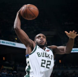 Cousins y Davis lideran, Pistons ganan, Nets se pasea y los Bucks suman una nueva victoria a ritmo de Middleton
