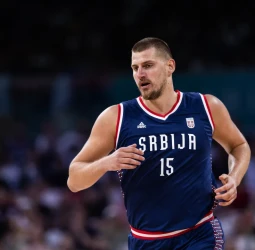 Serbia se desquita con Puerto Rico, 107-66