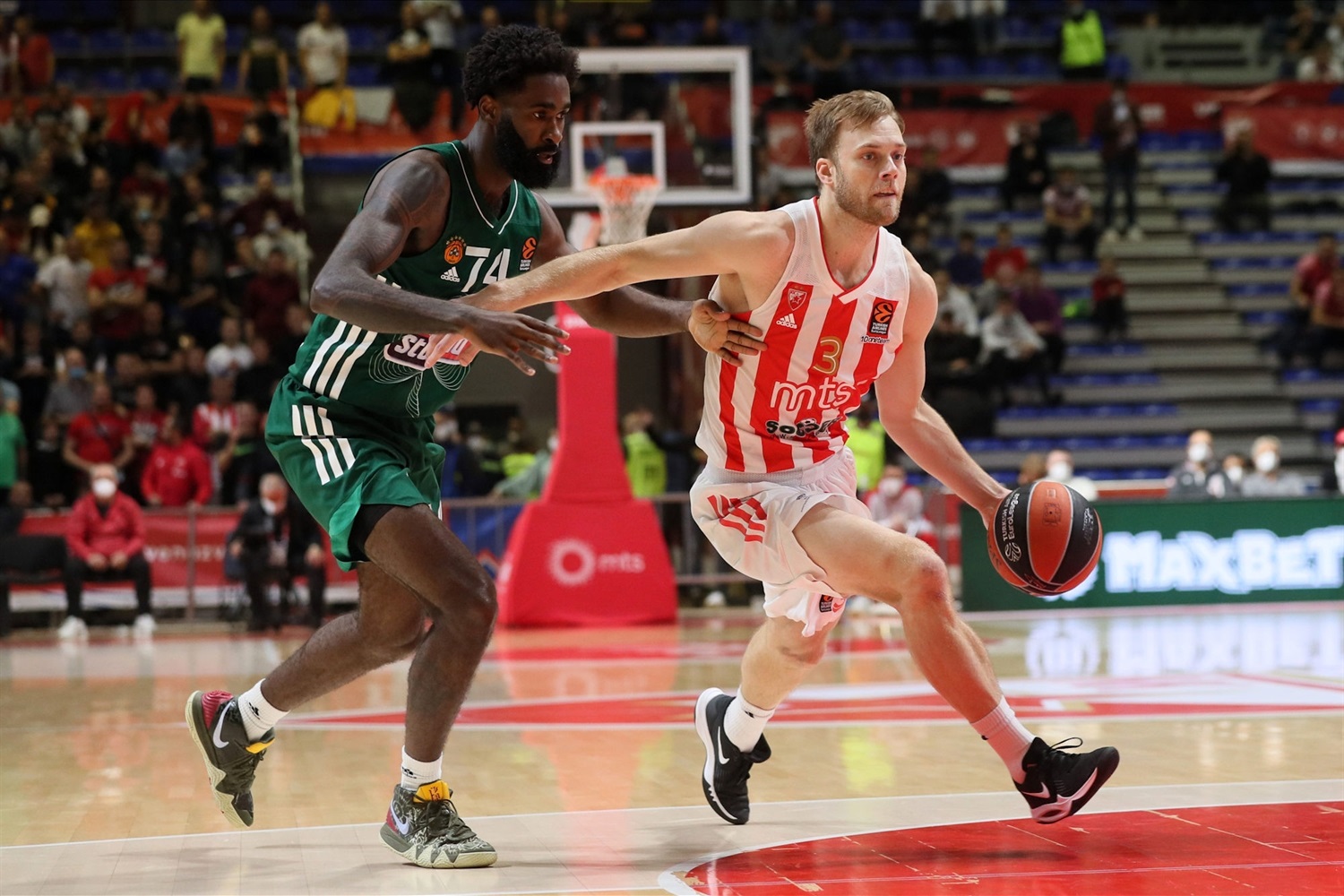 El Estrella Roja aplasta al Panathinaikos (81-48)