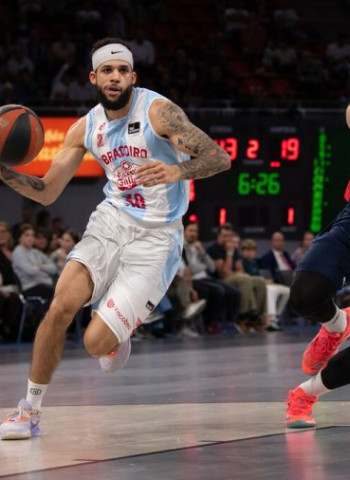 Oferta del Valencia Basket por Kassius Robertson