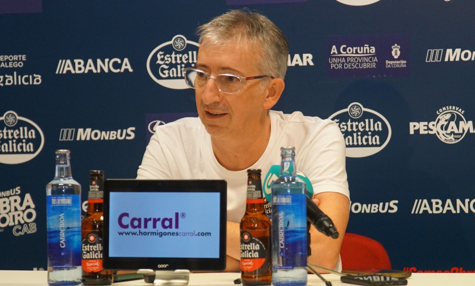 Moncho Fernández: “Valencia tiene un gran equipo y una gran plantilla”