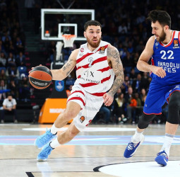 El Baskonia, atento al posible interés del Valencia Basket y Real Madrid por Mike James