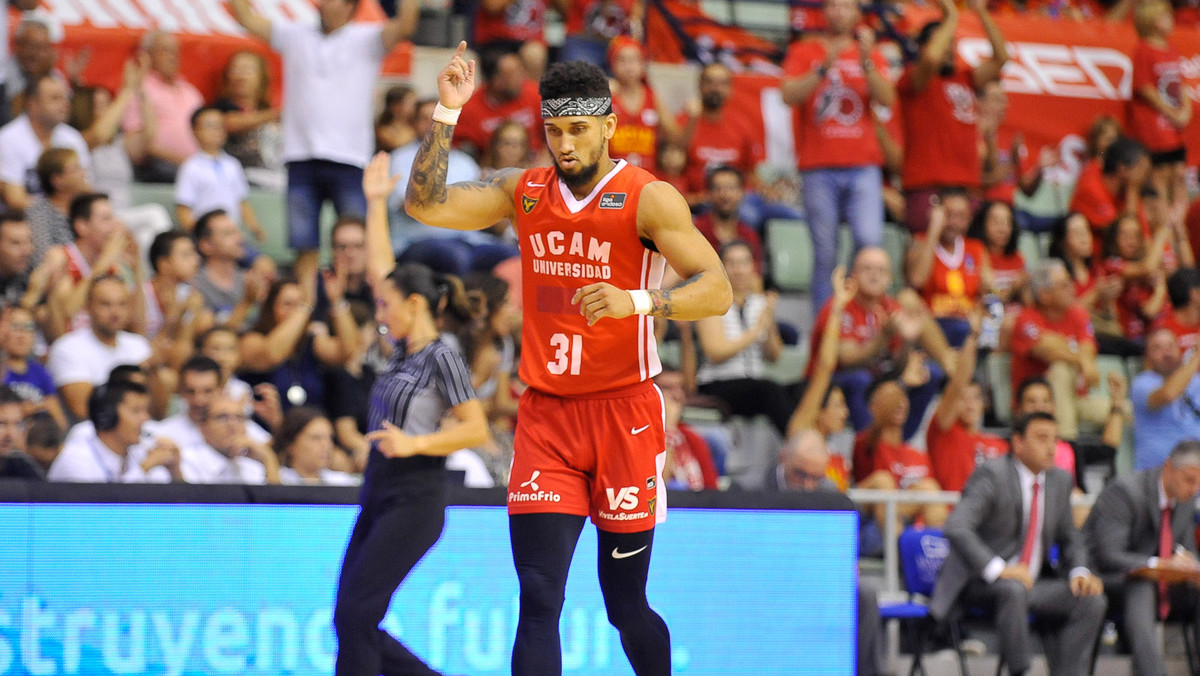 Los triples del UCAM Murcia acribillan al Zaragoza (89-73)