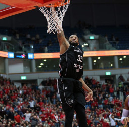 El San Pablo cae en Jerusalén y se la jugará en el Coliseum (96-91)