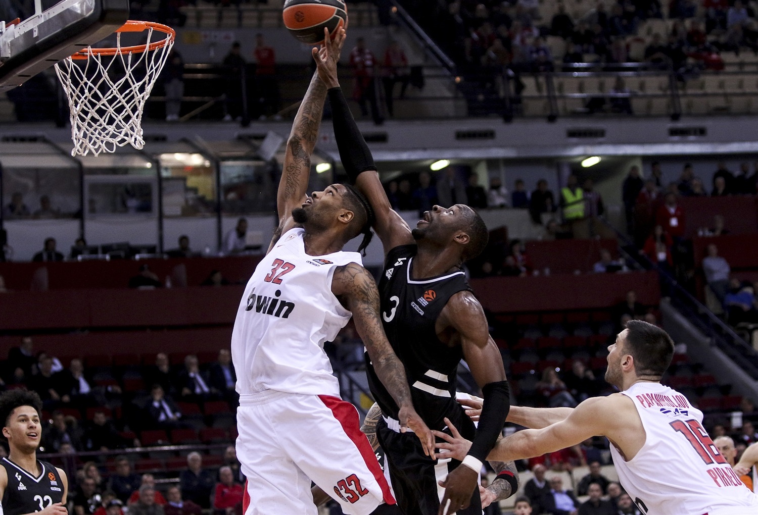 Disfruta de las mejores jugadas de la jornada 25 de la EuroLeague