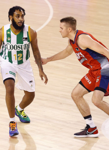 Ryan Harrow deja de ser jugador del Coosur Real Betis