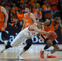 Foster apuntilla al Valencia y mete al Hapoel Tel Aviv en la final de la EuroCup, 92-94