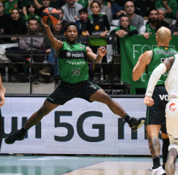 Victoria del Joventut en el último suspiro. Tomic ha vuelto (85-81)