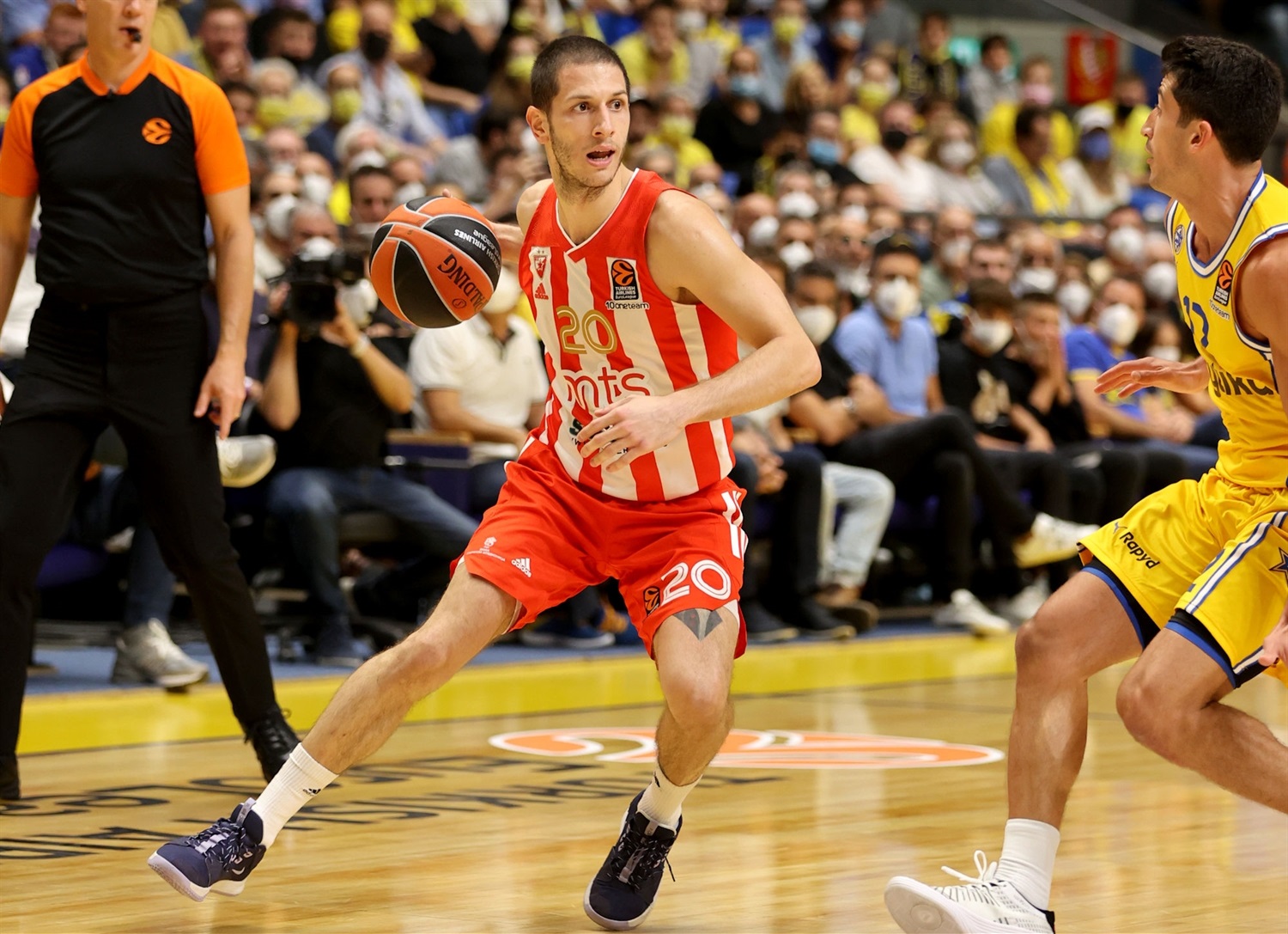 El Estrella Roja intensifica su defensa para ganar en Tel Aviv (63-75)