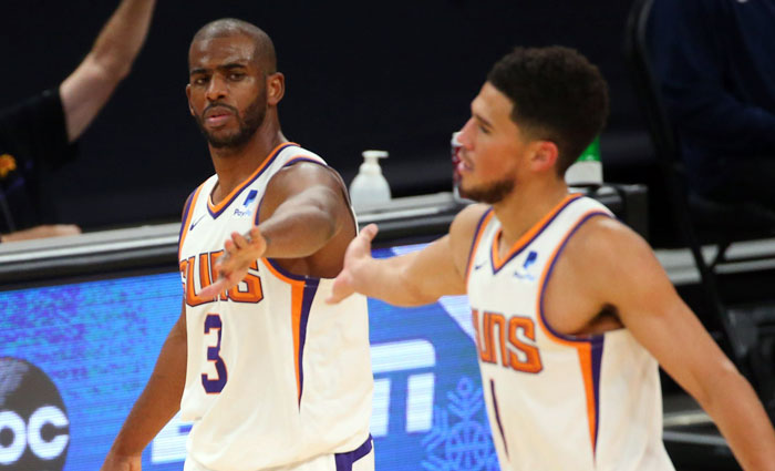 Chicago Bulls y Phoenix Suns dominan sus conferencias en el ecuador de la temporada