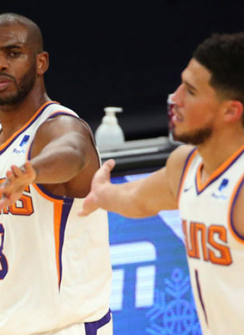 Chicago Bulls y Phoenix Suns dominan sus conferencias en el ecuador de la temporada