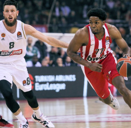 El Olympiacos se lleva el "derbi de los eternos rivales" (81-78)