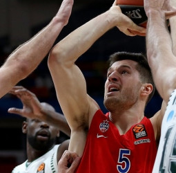 Alec Peters cambia el CSKA Moscú por el Anadolu Efes