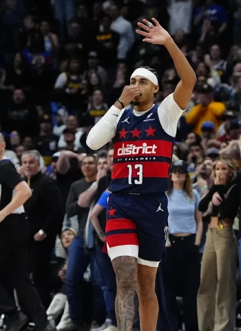 El mejor Sarr, y el tiro final de Poole, apuntillan a los Nuggets, 126-123
