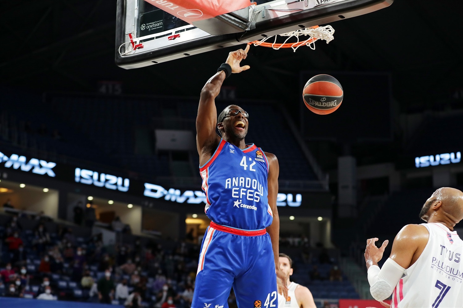 Segunda derrota clara del Real Madrid (91-68) [2-0]