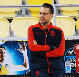 Pedro Martínez: "Nos tenemos que comportar como en un partido normal"