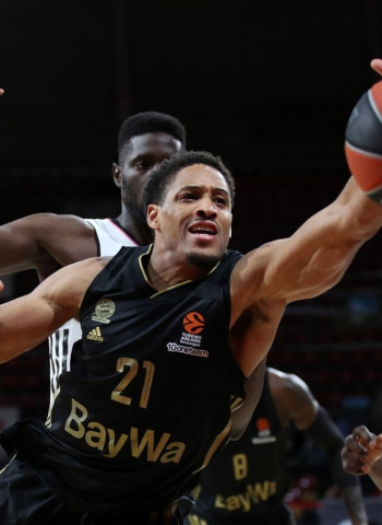 El Bayern Múnich supera a un correoso ASVEL Villeurbanne (73-65)